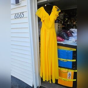 #261 yellow formal dresse size 6